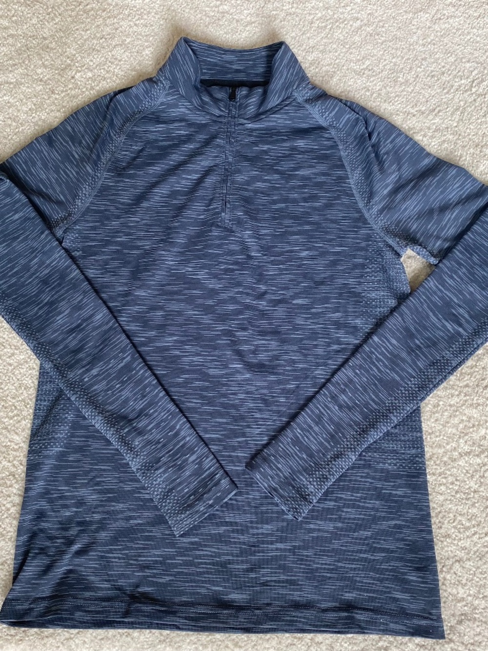 Under Armour HeatGear 1/4 Zip Pull over Women’s Small Blue L/Sleeve Fitted New